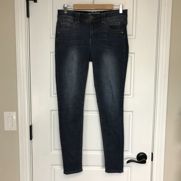 Democracy Ab Technology Skinny Jeans Women's Size 6 Dark Wash Cotton Rayon Denim - Picture 2 of 10